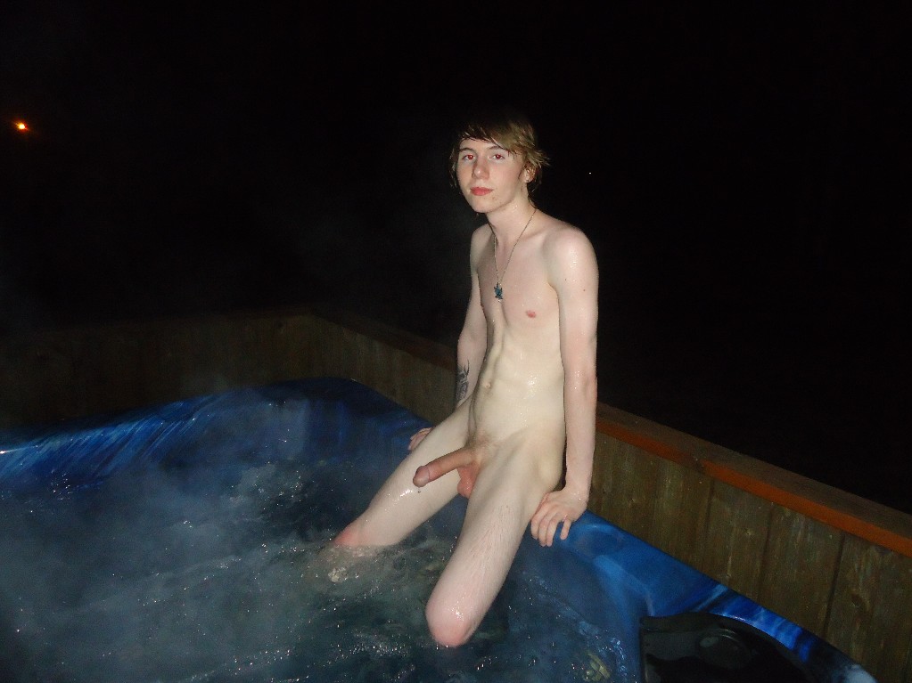 nude teen boy in jacuzzi
